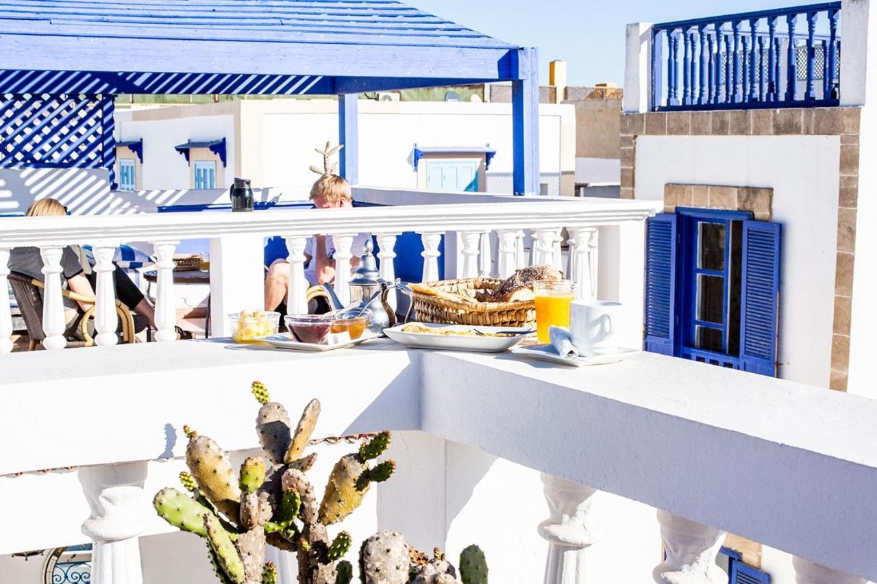 Hotel Emeraude Есувейра Екстериор снимка