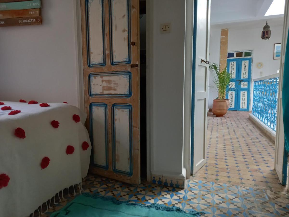 Hotel Emeraude Есувейра Екстериор снимка
