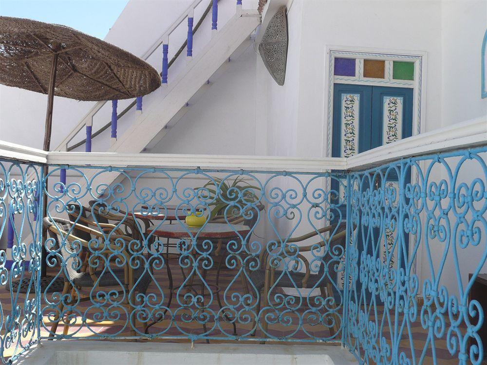 Hotel Emeraude Есувейра Екстериор снимка