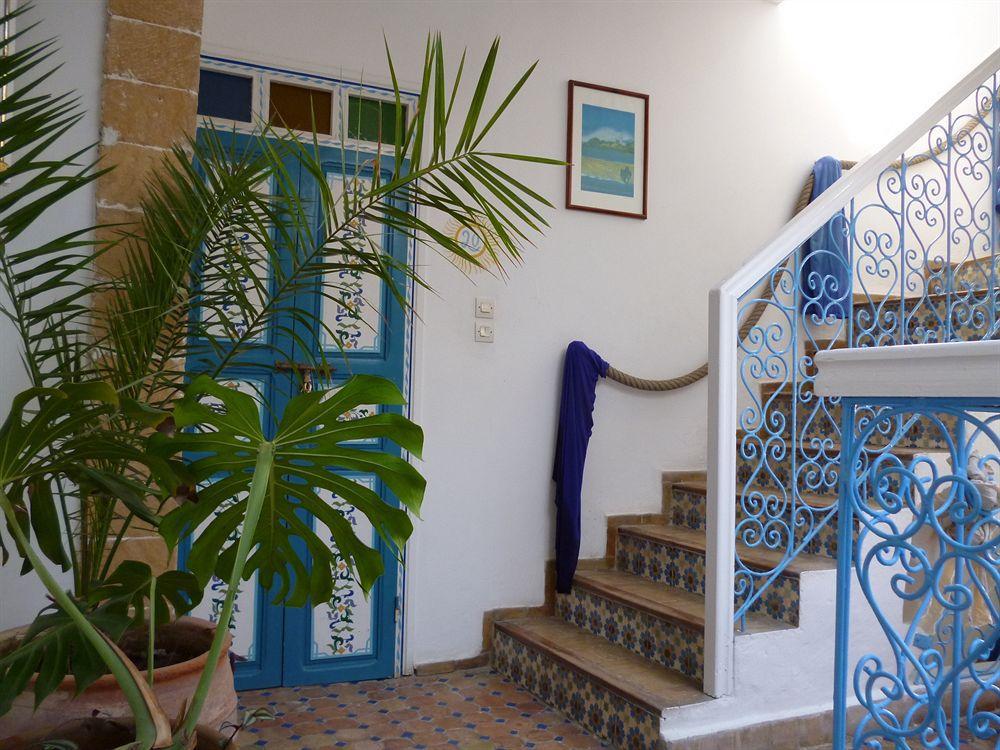 Hotel Emeraude Есувейра Екстериор снимка