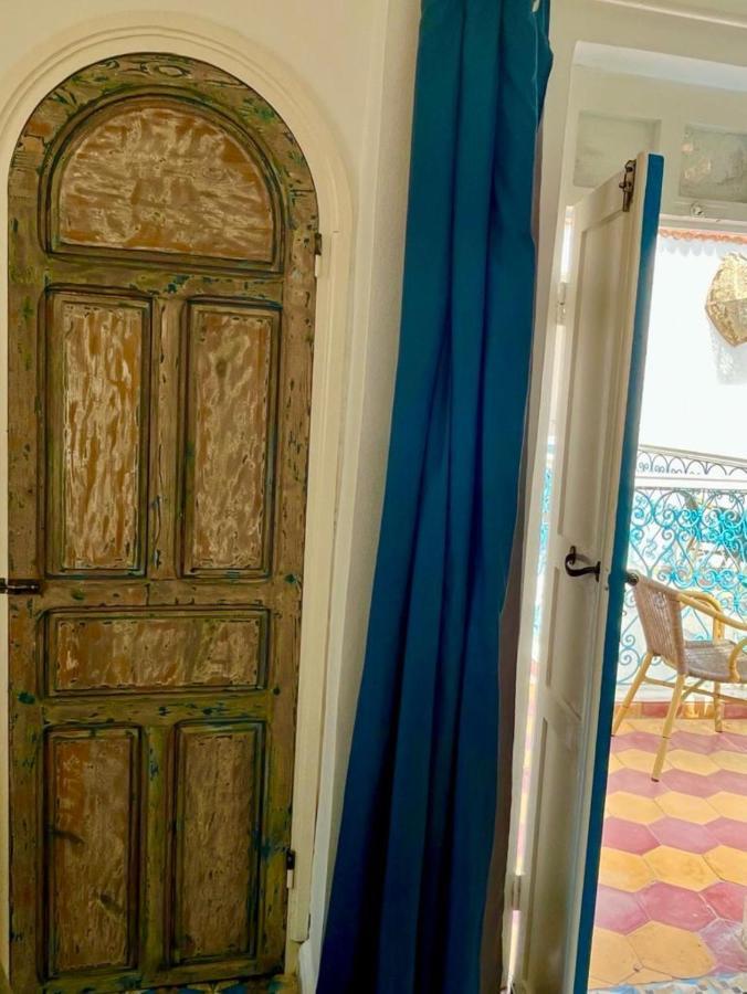 Hotel Emeraude Есувейра Екстериор снимка