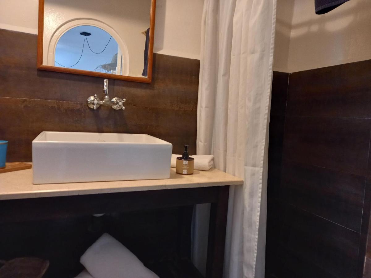Hotel Emeraude Есувейра Екстериор снимка