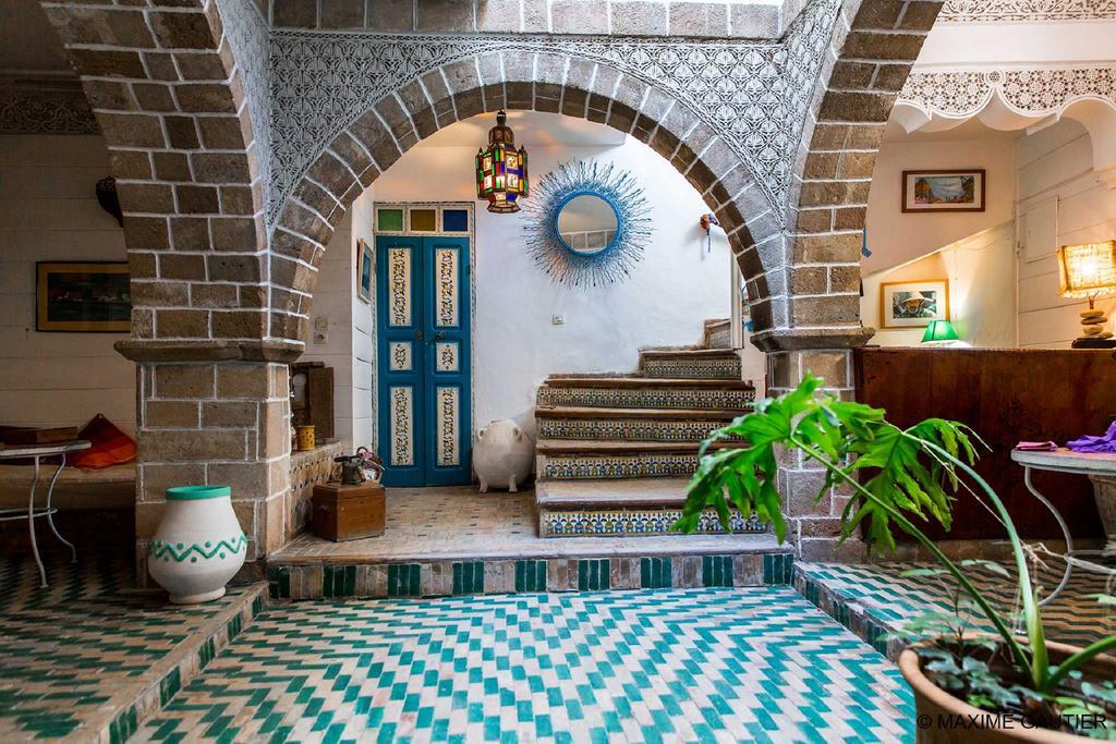 Hotel Emeraude Есувейра Екстериор снимка